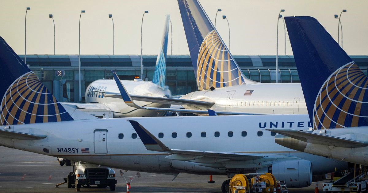 United  Airlines  to  Pay  $305,000  to  a  Buddhist  pilot  to  Settle  EEOC  Religious  Discrimination  Lawsuit  !